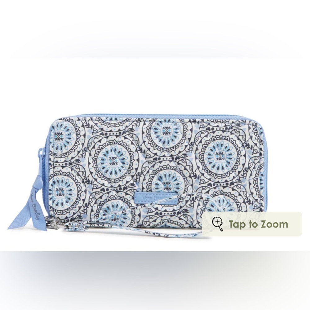 Vera Bradley RFID Accordion Style Wristlet in Mini Sketched Medallion